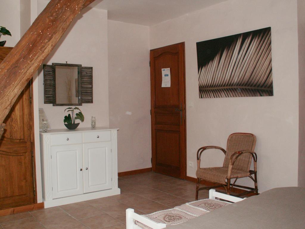 La Chartreuse Poilly-sur-Tholon Quarto foto